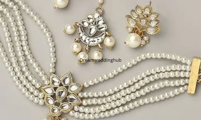 Tribhovandas Bhimji Zaveri 